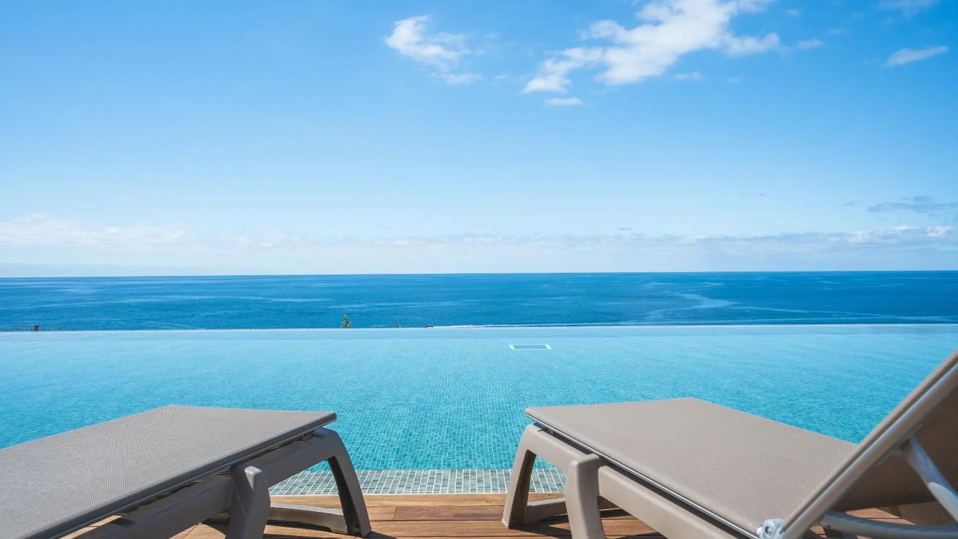 Glamorous Apartment By Atlantic Holiday فونشال